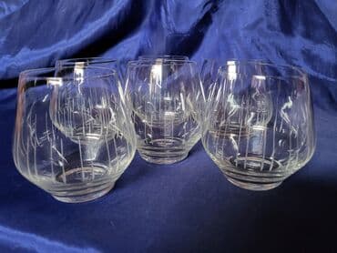 kristalne čaše prodaja: Case kristal,rucna gravura. za zestoko pice 1950g+. Case komada 6 u — 11