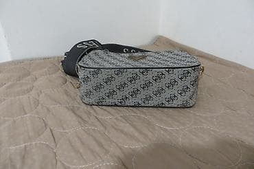 diesel torbica crna: GUESS torbica potpuno nova,moderna kvalitetna, DIMENZIJE precnik — 5