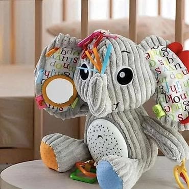 pokemoni igračke: Plišano slonče projektor Cena: 3600 din Tražite igračku koja ne samo — 1