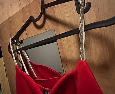 canda c: Nova nenosena
S velicna — 4