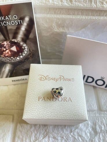 naocare u obliku srca: Pandora — 4