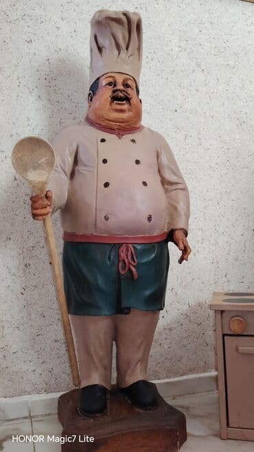 Figure, color - Multicolored