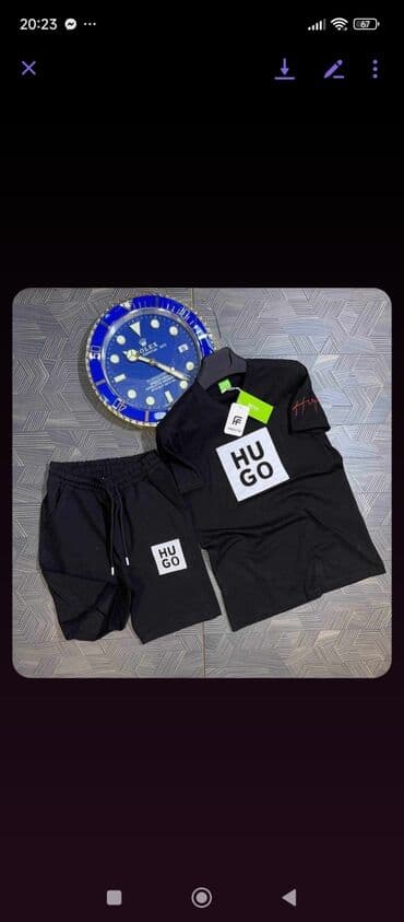 hoodrich komplet: Muski sportski komplet.

Velicine s-xxl. Cena 2800 din — 10