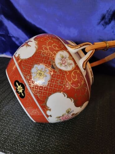 Čajnici: Porcelanski nov japanski bokal,rucno oslikan pa glaziran 70te. Nov — 9