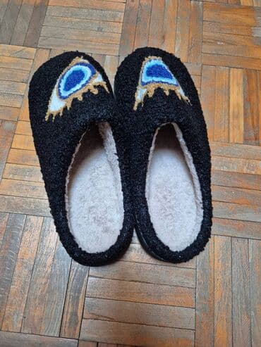 srebrna haljina kakve cipele: Kućne papuče, 40 — 4