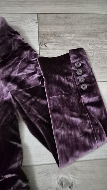 sorc m: Baršunasti sako C&A – tamno ljubičaste boje - Materijal: mekani — 3