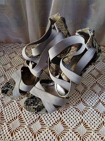 Sandale br.39 u dobrom stanju