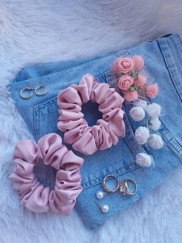 narukvice sa plocicom: Gumica za kosu, Handmade — 4