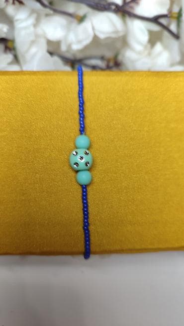 rolex satovi cena: Ručno rađena narukvica od perlica - Tanka narukvica od sitnih — 1