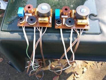 Foto i video kamere: Mb Quart 610-delovi -kutije prazne(bez icega) za 8 — 10