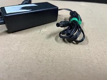 usb bluetooth adapter za auto: AC/DC adapter 12V 3A - Model: DYMA120300W1EU (navedeno na nalepnici) — 2