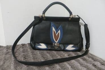 Torba za rame, Guess