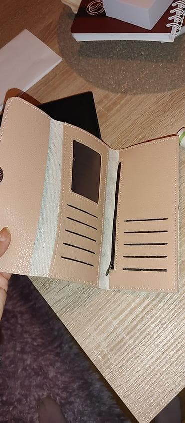 crna mona torbica: Ženski novčanik – bež/nuž ton - Materijal: veštačka koža sa finom — 3