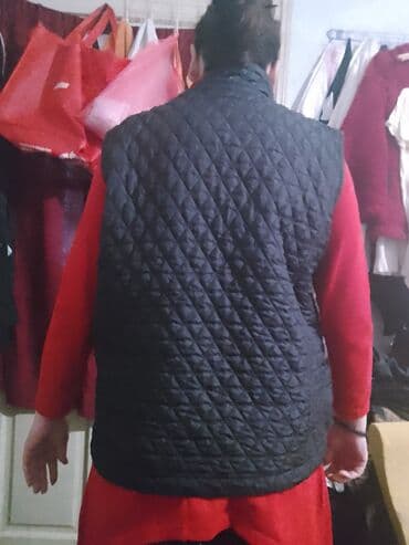 polovne ski jakne: Ženske prsluke – 2 komada 1) Zimski puf prsluk sa kapuljačom - Boja — 7