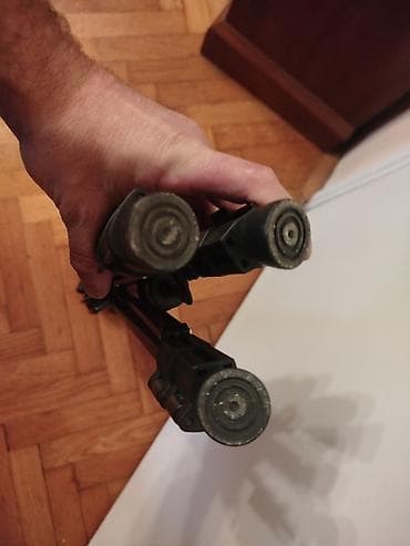 Auto elektronika: Stativ tripod Star 62
Obratiti paznju na sliku br 15,16 — 4