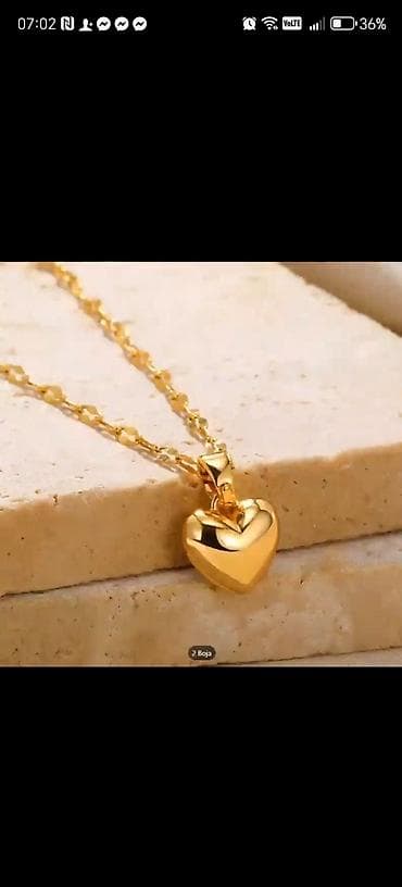 Donji delovi trenerke: Zlatna ogrlica sa priveskom srce - Elegantna lančanića u zlatnom — 2