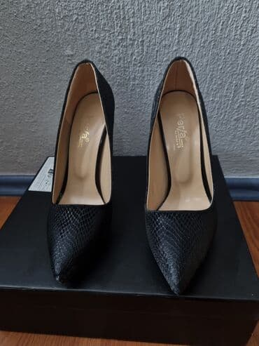 labrador obuca novi sad: Pumps, 39 — 2