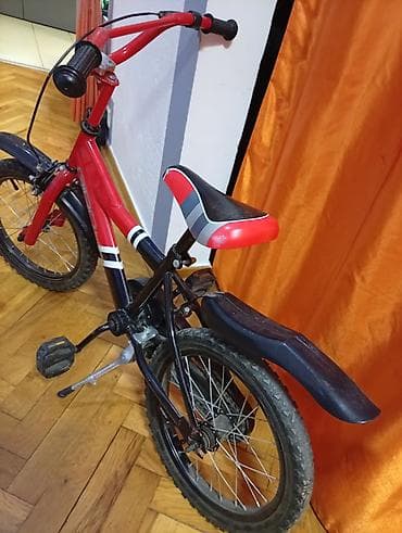 bele klompe cena: Dečiji bicikl sa 16-inčnim točkovima, idealan za uzrast ~4–7 godina — 3