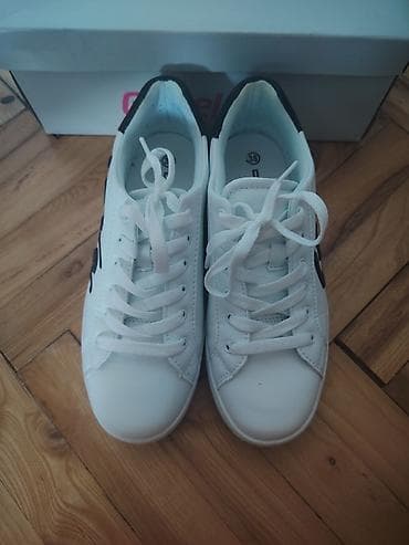 nike air max prodaja: Graceland ženske patike – model sa natpisom “Love” Ug 23,5cm - Boja — 1