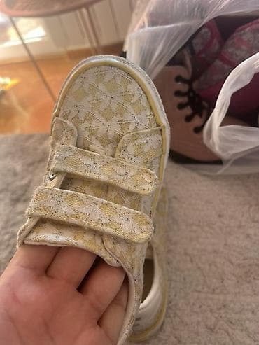 zoom patike: Dečije patike CBN, veličina 29. - Model sa dve čičak trake za lako — 3