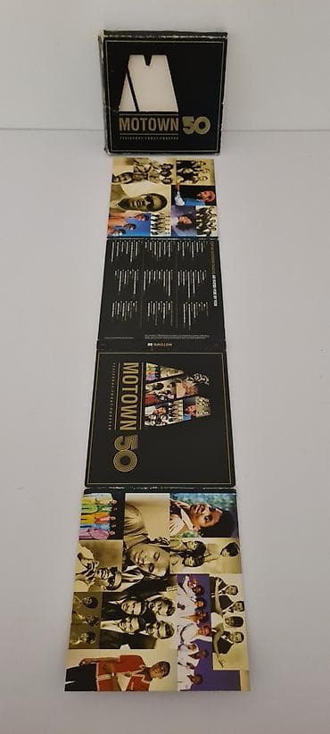 Cassettes, CDs & DVDs: ★ Prodajem pakovanje sa 3CD-a, koji su kao novi. - Omot u prikazanom — 7