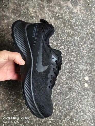 Women's Sneakers and athletic shoes: Nike, 36 — 7