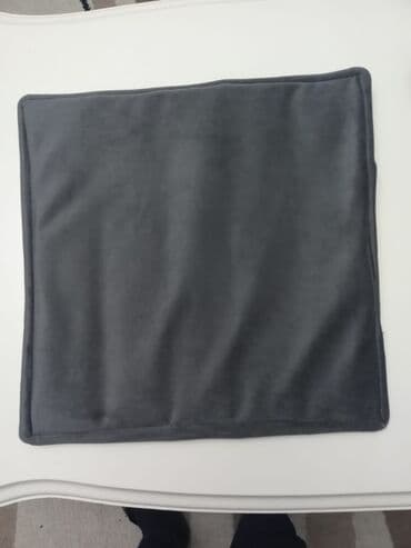 tepih za ispod jelke: Chair pads — 2