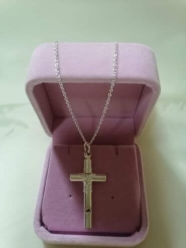 srebrna ogrlica sa krsticem: 800 — 13