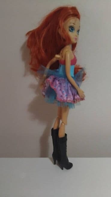 Winx lutka Bloom Kao na slikama Odeca se ne skida, suknja se vrti ima — 2