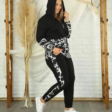 los angeles trenerka: Xl do 4xl
komplet trenerke 
4000 — 3