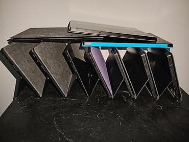 Tableti: Prodajem lot od 10 Microsoft Surface tableta u kompletu. Uređaji su — 2