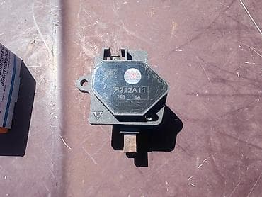 brener za surenje svinja: Regler alternatora Lada 21213,21214 Niva, Lada 2108 Samara. Novo — 2