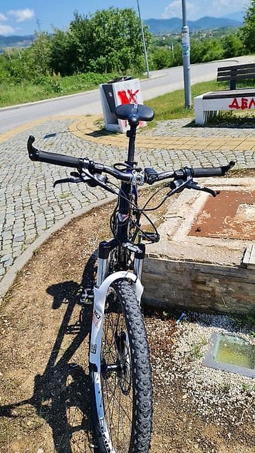 odeća na engleskom: Univega Alpina Cross X brdski bicikl - Ram: aluminijumski, geometrija — 7