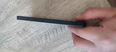 iphone 13 kopija: Apple iPhone 13, crna boja - Ekran: 6.1" Super Retina XDR OLED sa — 4