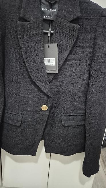 bata ženska obuća: Decjuba ženski sako – model Puff Sleeve Blazer - Boja: crna - — 3