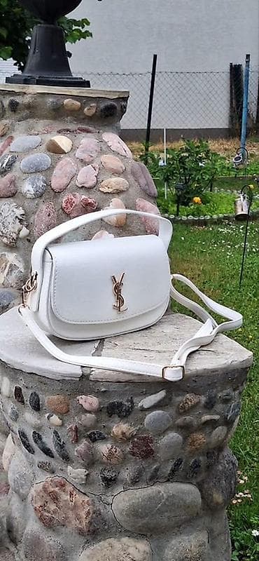 guess mala crna torbica: Ženska torba sa ručkom i podesivim kaišem preko ramena, elegantnog — 4
