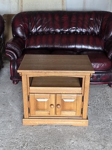 namestaj od paleta uradi sam: TV/AV ormarić od punog drveta (hrast ili svetli furnir), klasičnog — 5