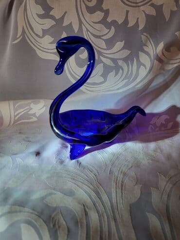 murano lusteri: Murano figura,pepeljara labud duvano staklo 70te. Figura,pepeljara — 1
