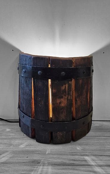 Lampa model Bure podna/zidna Rusticna drvena lampa, model Bure