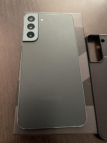 galaxy a03s: Samsung Galaxy S22+ sa kutijom i pratećom opremom. Ključne — 5