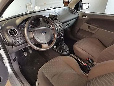 1.25 3V ENTERIJER ZA FORD FIESTA OD 2002. DO 2004. GOD. | Ford