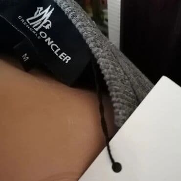 svecano lovacko odelo: Sniženje monclerdukseva %%%%
dostupne vel m, l — 2