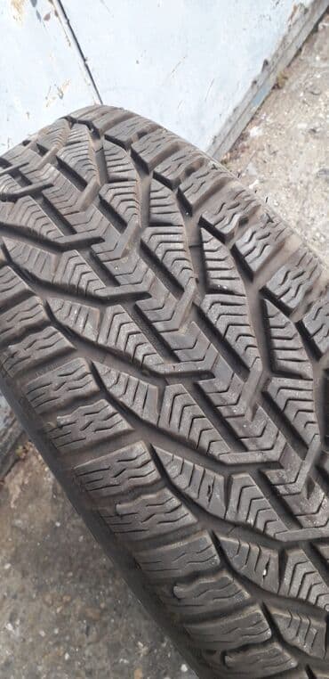 zimske gume i felne: Prodajem gume zimske sa celicnim felnama i orginal ratkapama 5x12" — 1