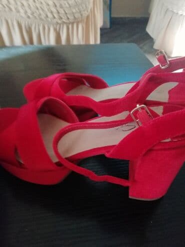 parfem red: Sandale, 38 — 2