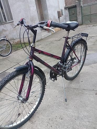 Ostalo: Biciklo 26 cola je u dobrom stanju sa vidljivim tragovima koristenja! na lalafo.rs — 4 Ostalo: Biciklo 26 cola je u dobrom stanju sa vidljivim tragovima koristenja! — 4