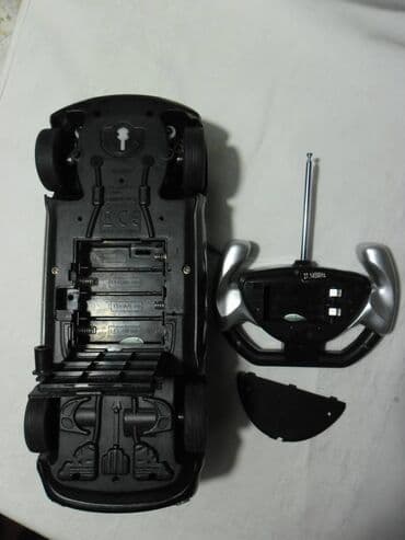 velike lutke za devojcice: Na daljinski džip Rastar BMW X5 - China,17 cm.,u auto 4 baterije aa,u — 4