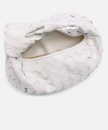 mina torbe: Bottega veneta original mini jodie torbica u beloj boji. Za sve — 2