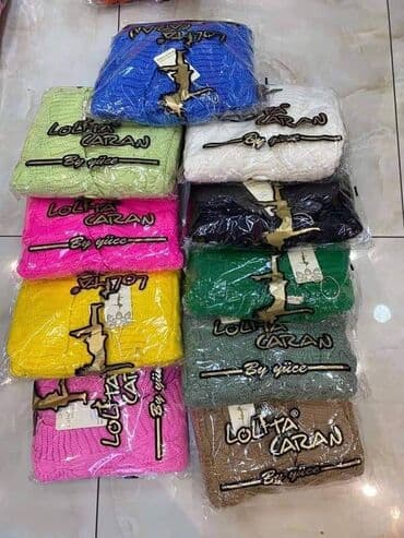 boss dzemper: 2200 din — 3