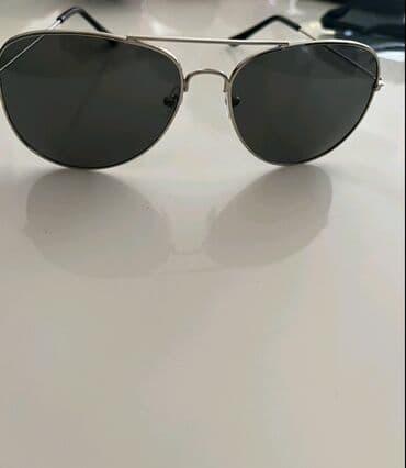 Kaiševi: Sunčane naočare - Sportski model: pravougaone polu-rimleš (ravan — 10