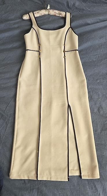 ZARA haljina bez rukava, midi dužine, elegantne krem boje sa na lalafo.rs ZARA haljina bez rukava, midi dužine, elegantne krem boje sa